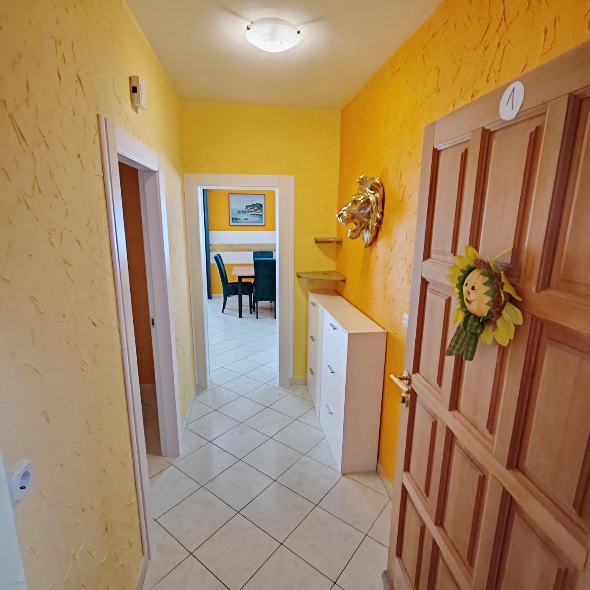 Pia Apartment Dugi Rat Exterior foto